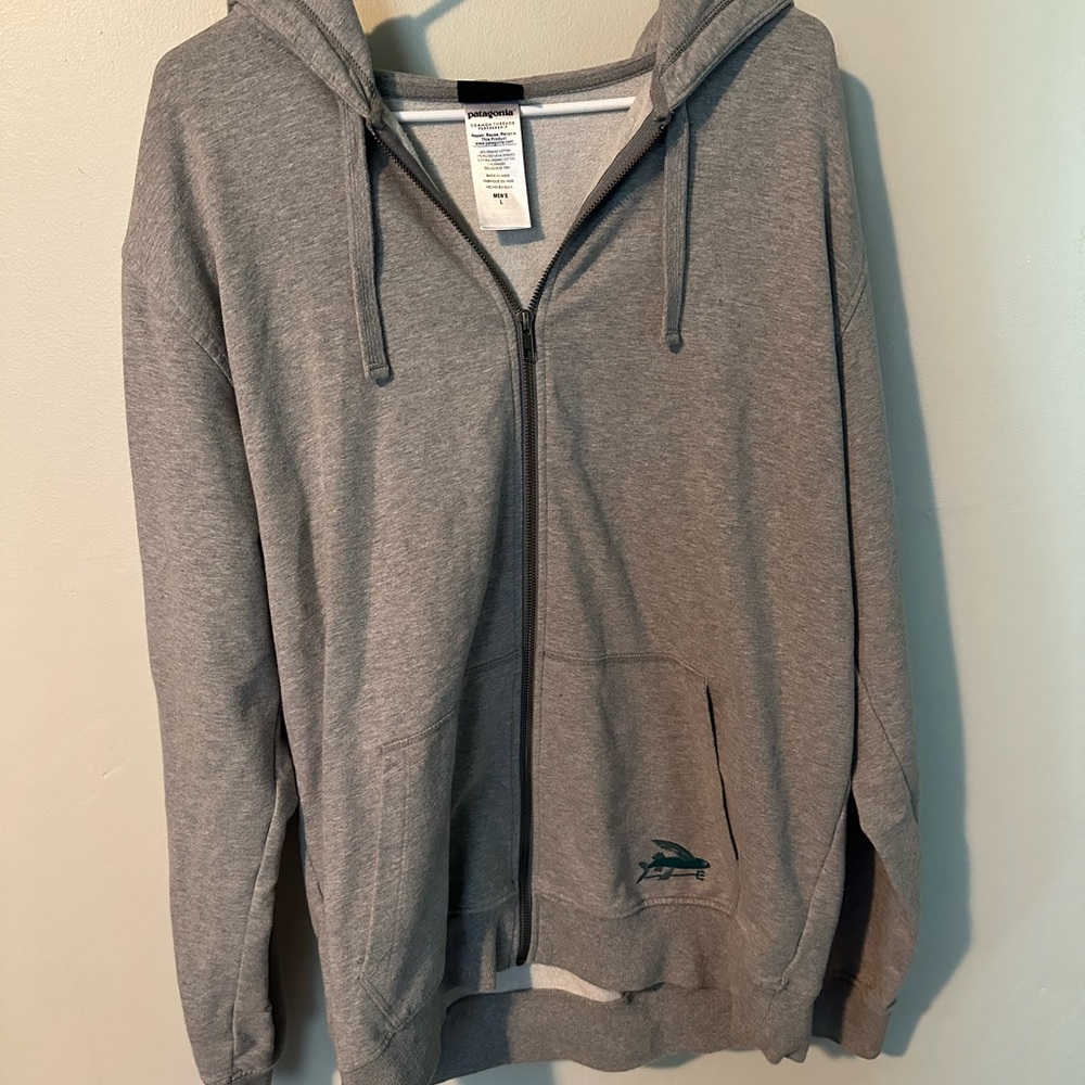 Men’s Patagonia full zip hoodie.